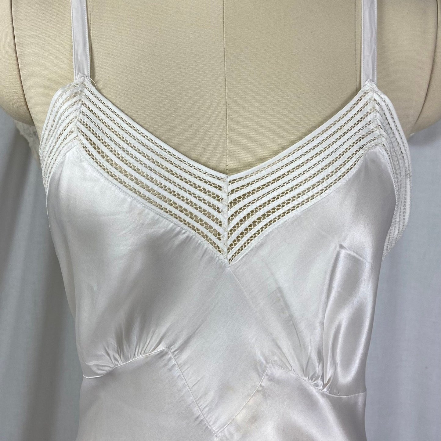Vintage 1940's Slip | Pearly White Rayon Satin | Size S, M | Mary Barron -Never Worn - Daggers & Dames