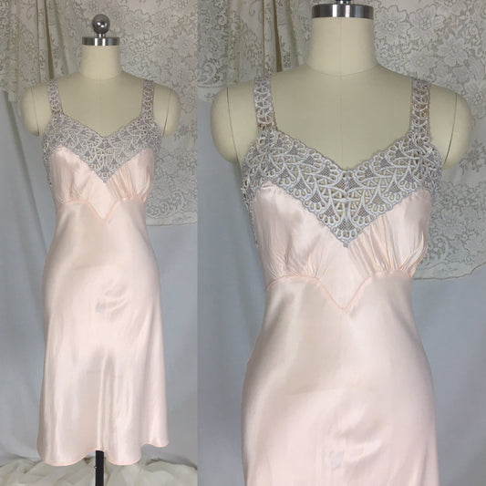 Vintage 1940's Slip | Powder Pink Rayon Satin with Embroidered Cutout Lace | Radelle | Size XS - Daggers & Dames