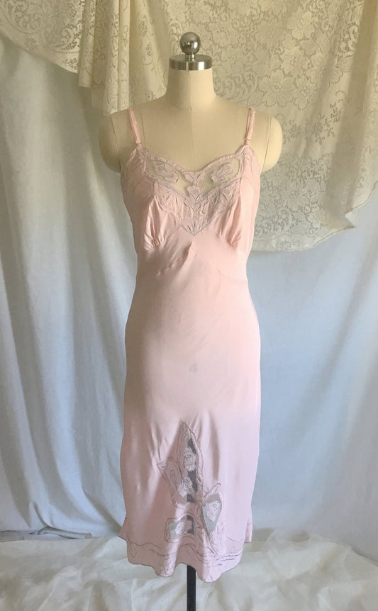 Vintage 1940's Slip | Powder Pink Rayon with Tulle Inserts & Embroidery | Femicraft | Size S - Daggers & Dames