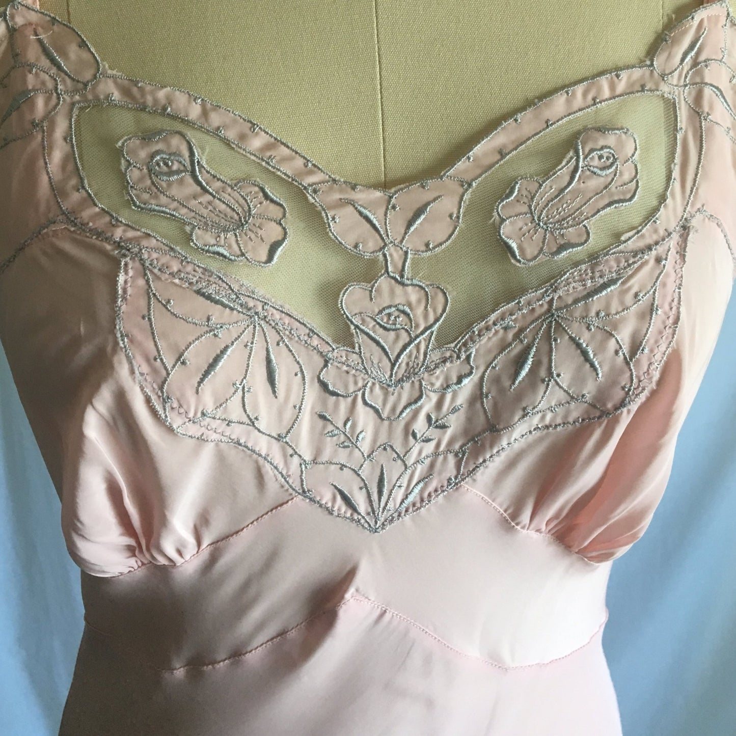 Vintage 1940's Slip | Powder Pink Rayon with Tulle Inserts & Embroidery | Femicraft | Size S - Daggers & Dames