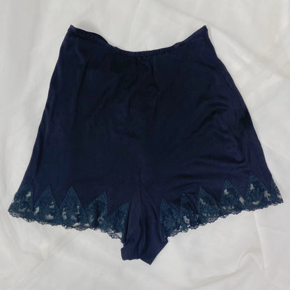 Vintage 1940's Tap Pants | Inky Black Rayon Knit with Lace | Size XS | Vanity Fair - Daggers & Dames