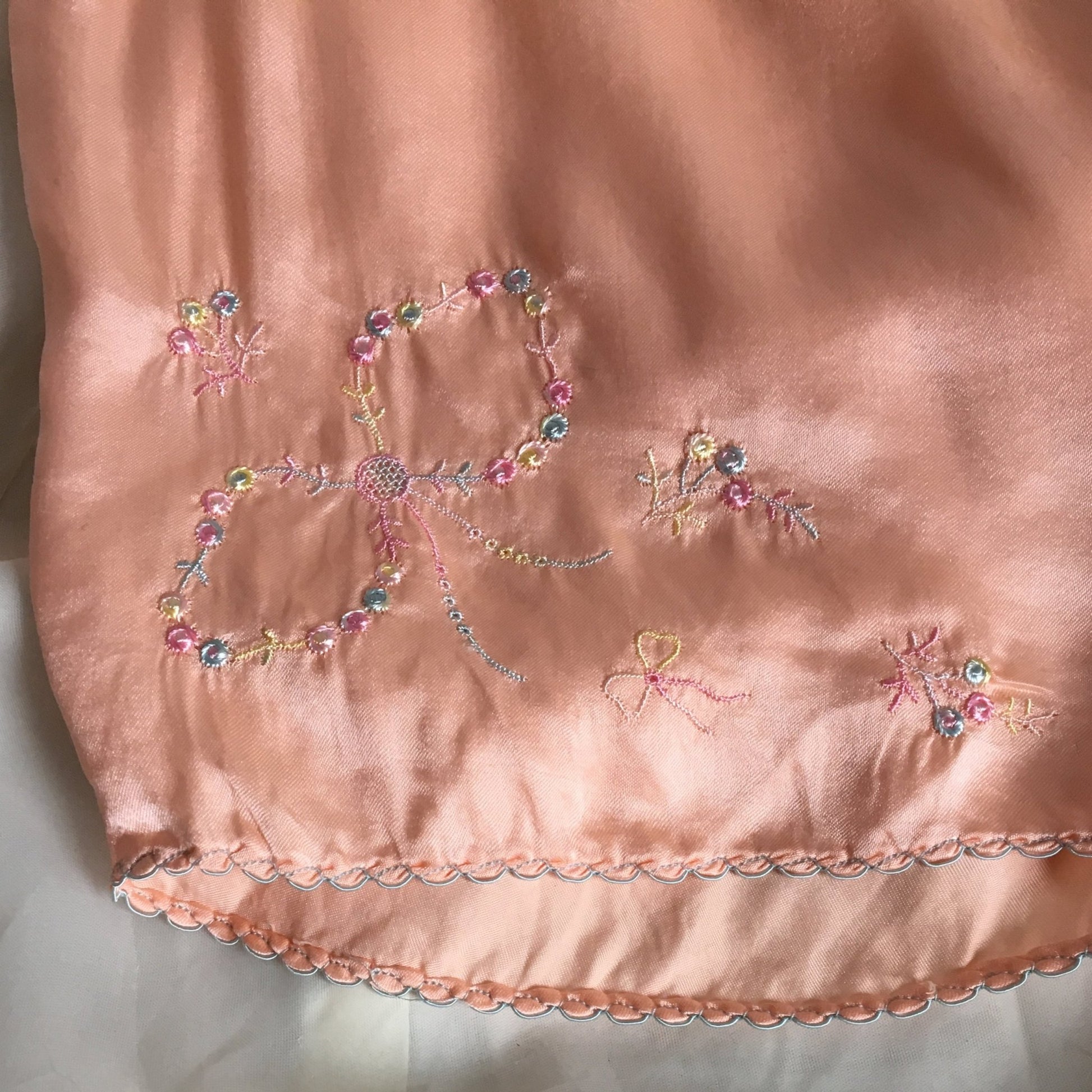 Vintage 1940's Tap Pants | Pink Silk & Rayon Blend with Embroidery | New Old Stock | Size XSM - SM - Daggers & Dames