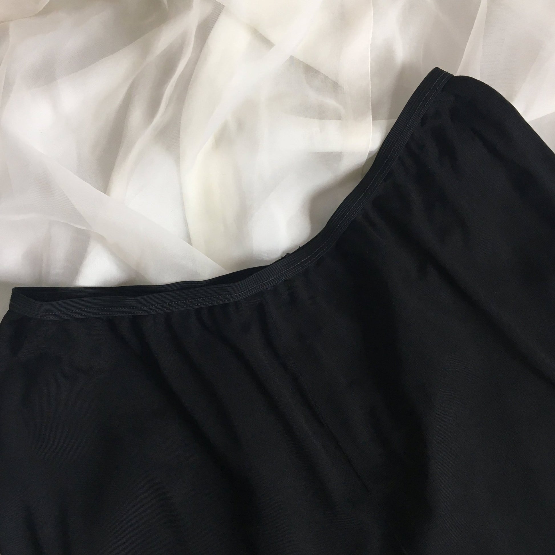 Vintage 1940's Tap Pants | Silky Black Rayon with Satin Ribbon and Lace | Carter's | Size M, LG - Daggers & Dames