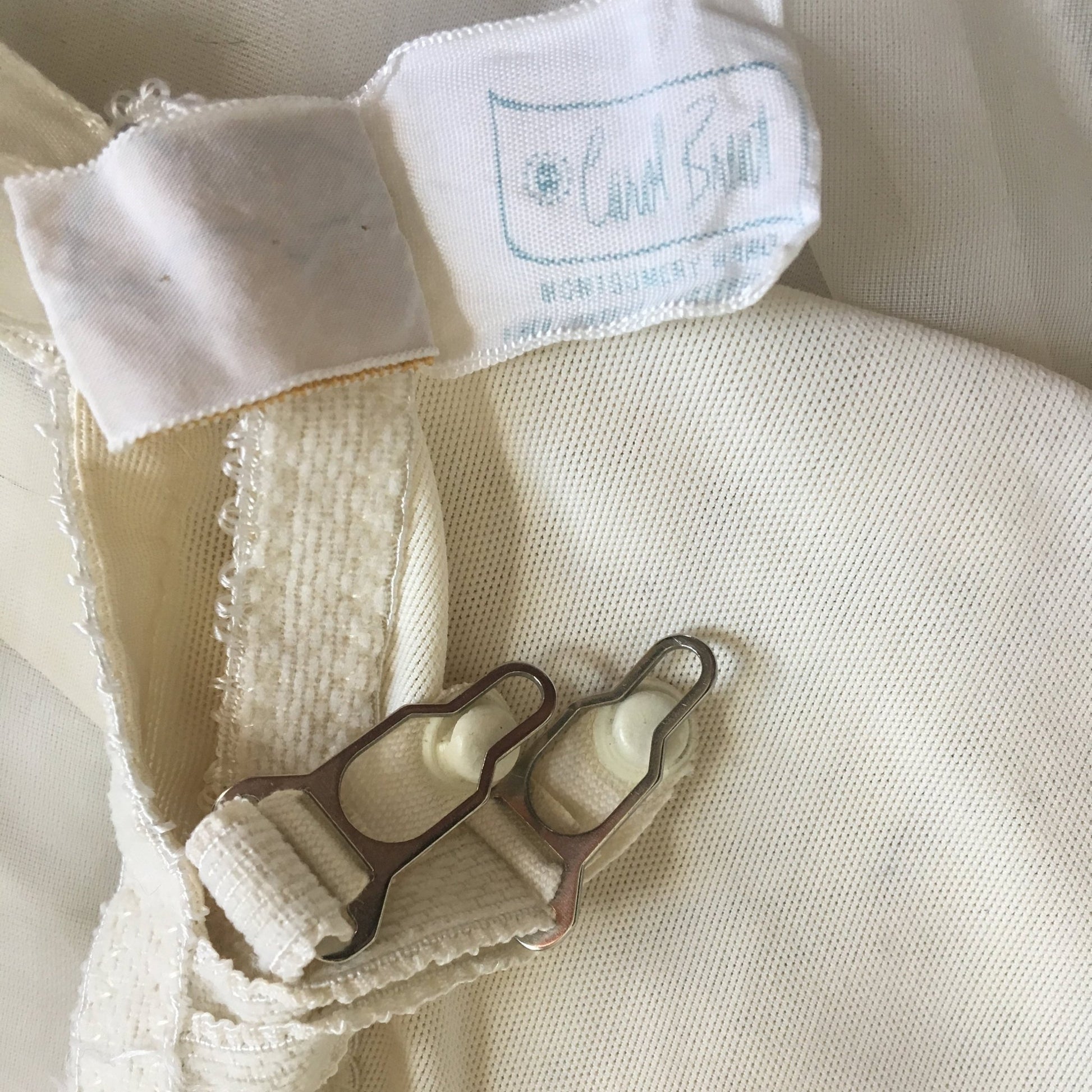 Vintage 1950's All in One Girdle | White Nylon Lace | 6 Ribbon Covered Garters | JACQUES HEIM for Carol Brent | Bridal Lingerie | Size 36 D - Daggers & Dames