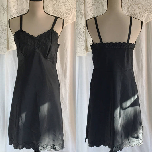 Vintage 1950s Black Slip by Gaymode - Daggers & Dames