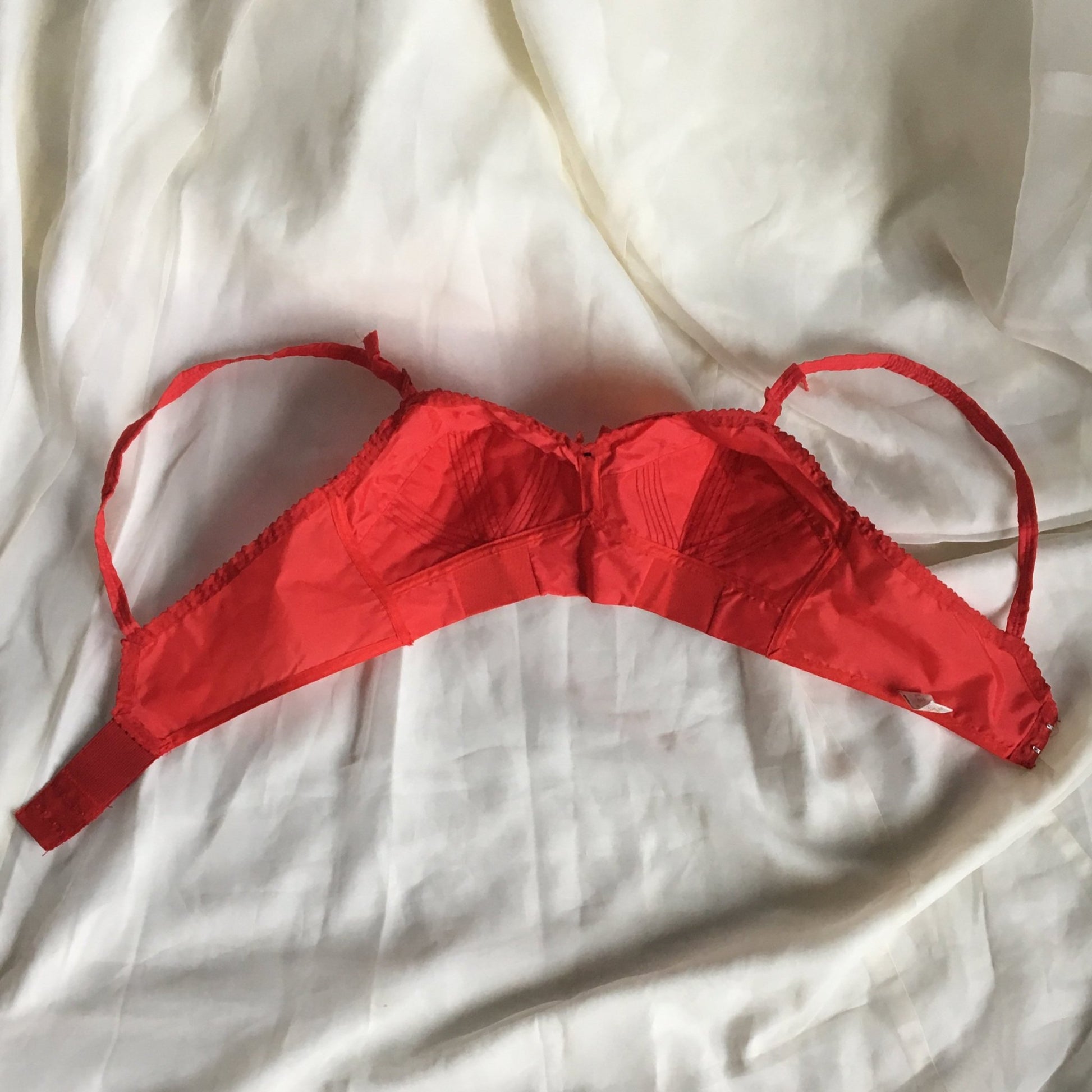 Vintage 1950's Bra | Bright Red Nylon & Lace with Bullet Cups | Celebrity | Size 34 B - Daggers & Dames