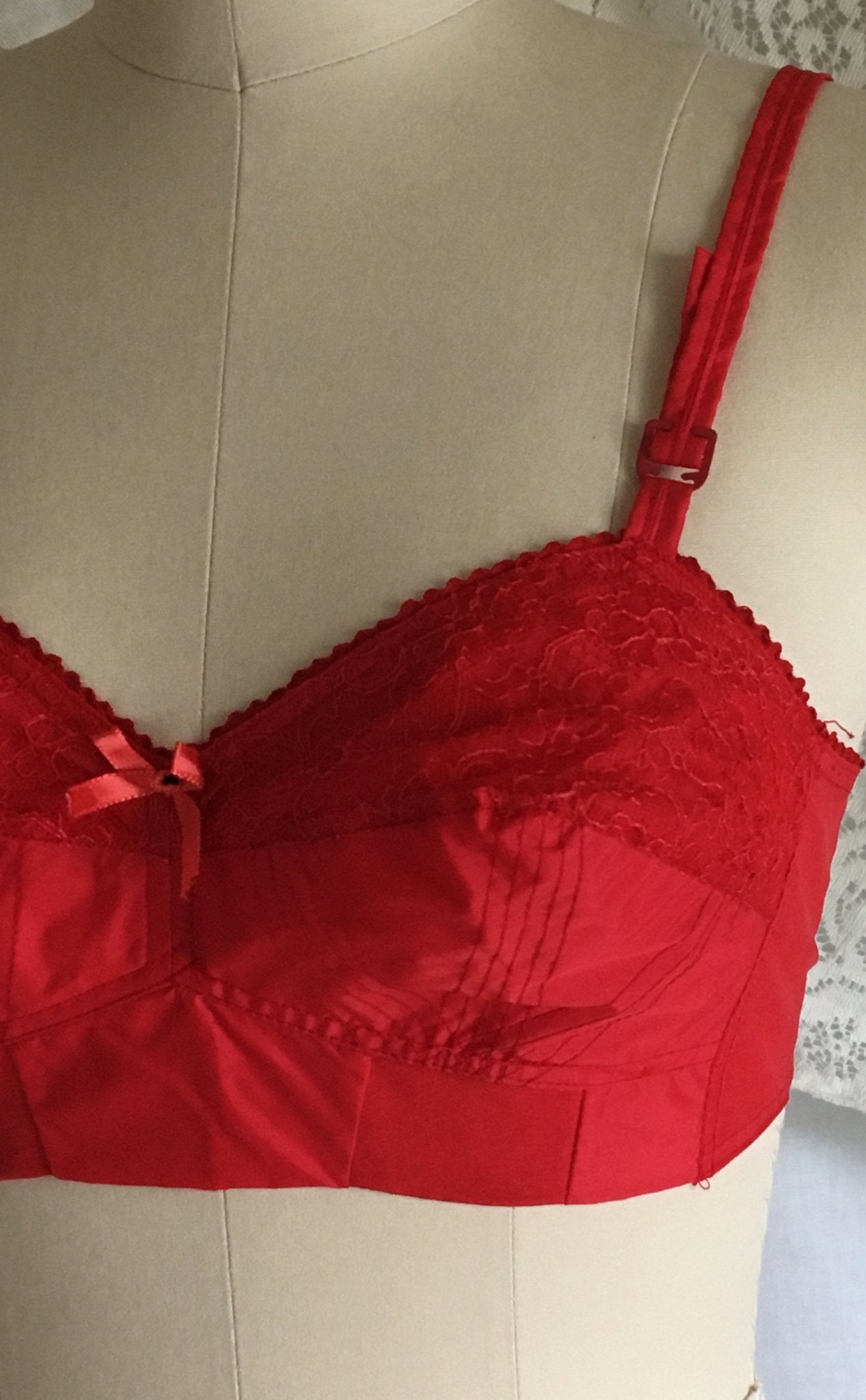 Vintage 1950's Bra | Bright Red Nylon & Lace with Bullet Cups | Celebrity | Size 34 B - Daggers & Dames