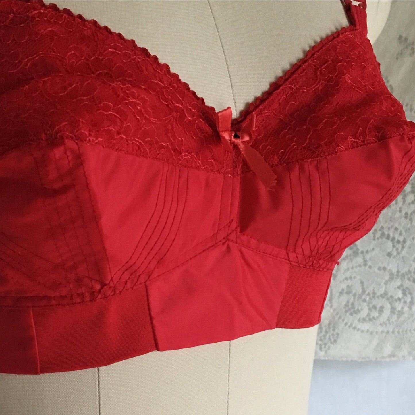 Vintage 1950's Bra | Bright Red Nylon & Lace with Bullet Cups | Celebrity | Size 34 B - Daggers & Dames