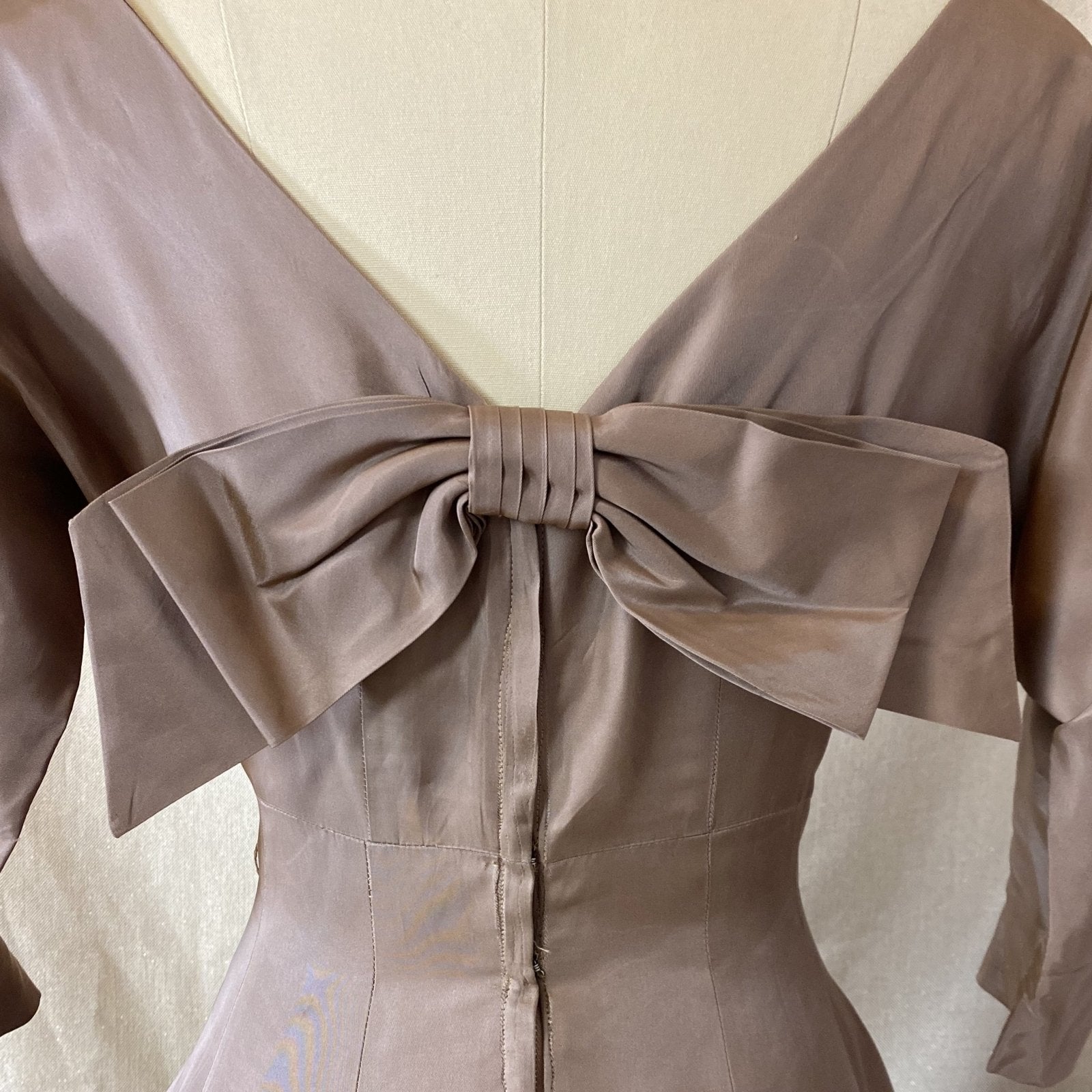 Vintage 1950's Full Swing Party Dress | Warm Taupe Taffeta with Large Bow & Portrait Neckline | Size 38 Bust, M/LG | Leslie Fay - Daggers & Dames