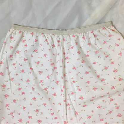 Vintage 1950's Garter Panties | High Waist Soft White Cotton with Pink Floral Print & Detachable Garters | Knit'ns | Size SM - Daggers & Dames