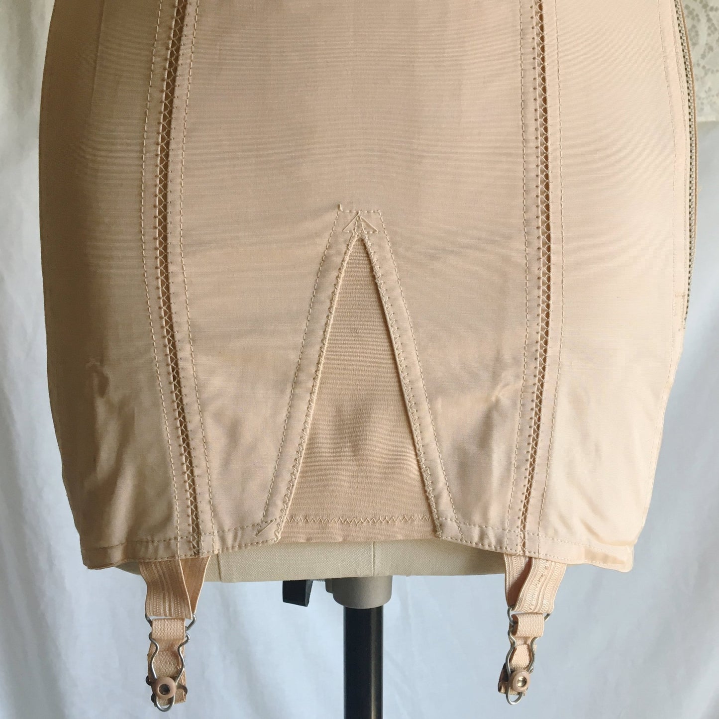 Vintage 1950's Girdle | Rose Gold Rayon with Elastic Panels & Boning | Chic Mode Foundations | Size SM, MED - Daggers & Dames