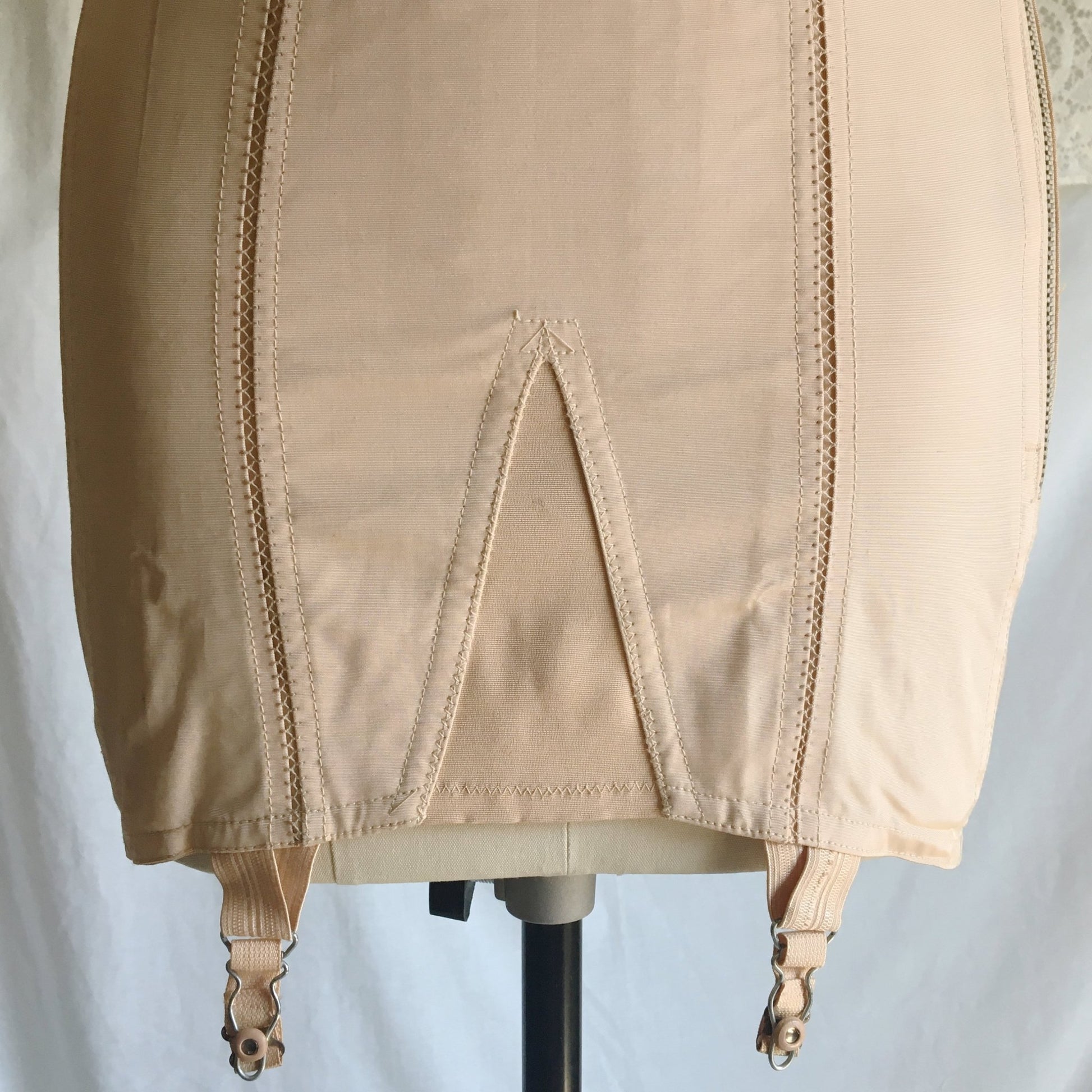 Vintage 1950's Girdle | Rose Gold Rayon with Elastic Panels & Boning | Chic Mode Foundations | Size SM, MED - Daggers & Dames