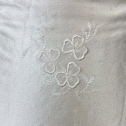Vintage 1950's Girdle | White Satin with Clover Embroidery & Elastic Mesh | Size XS, S | Jantzen - Daggers & Dames