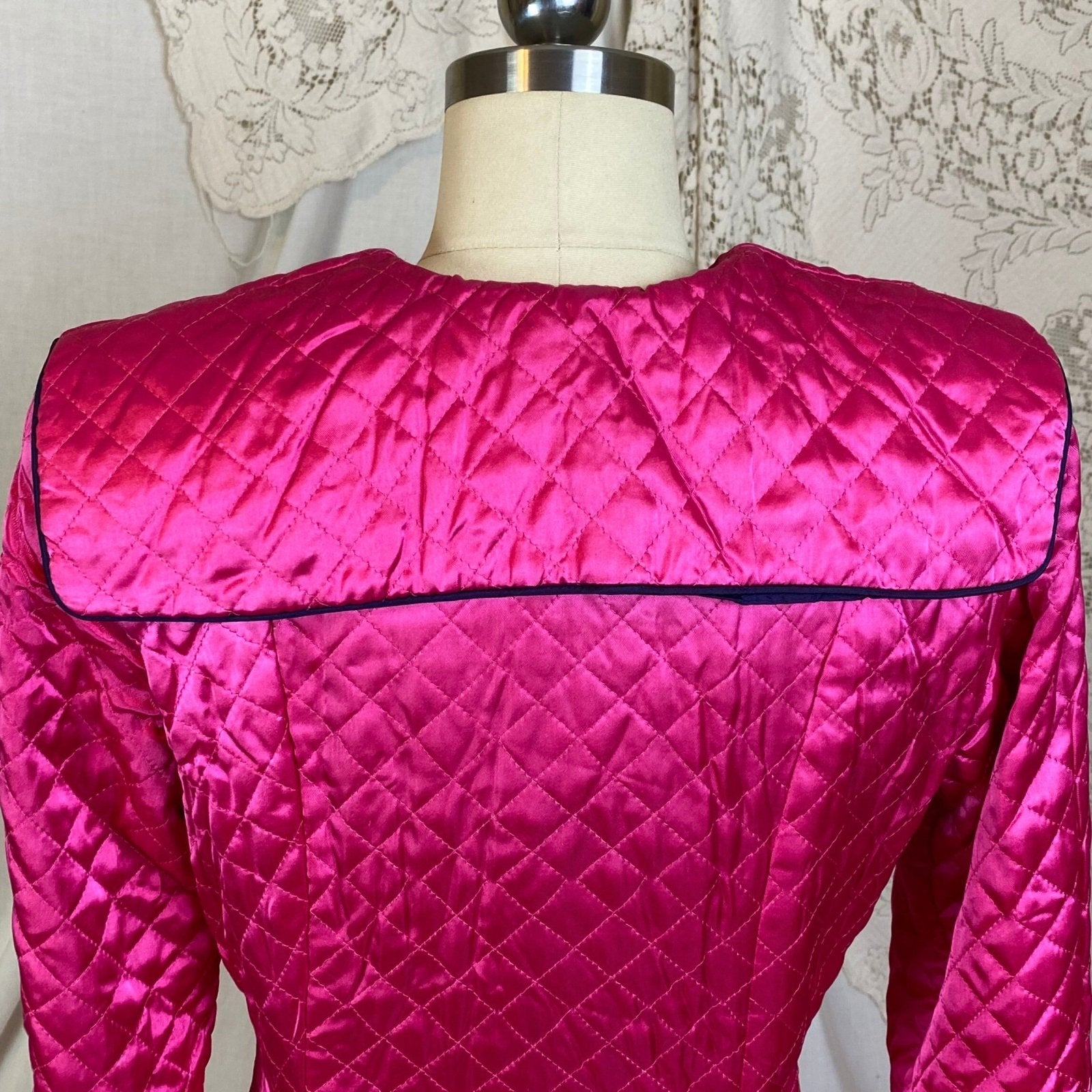 Vintage 1950's Housecoat Robe | Bold Magenta Pink Quilted Rayon Satin with Deep Eggplant Purple Lining | Size M | Diana Dean Originals - Daggers & Dames