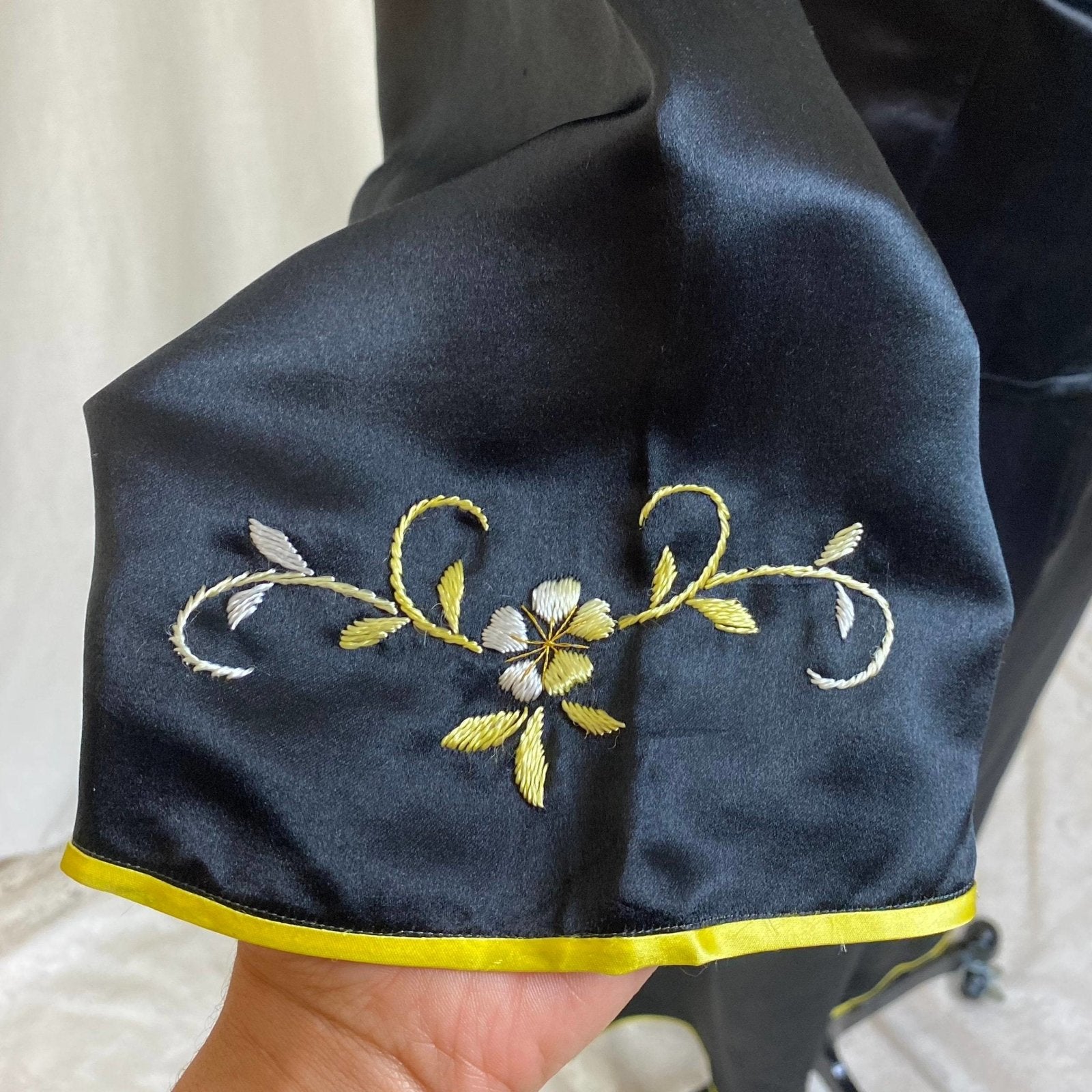 Vintage 1950's Lounge Pajama Set | Black Silk with Yellow & White Embroidery | Size S, M - Daggers & Dames