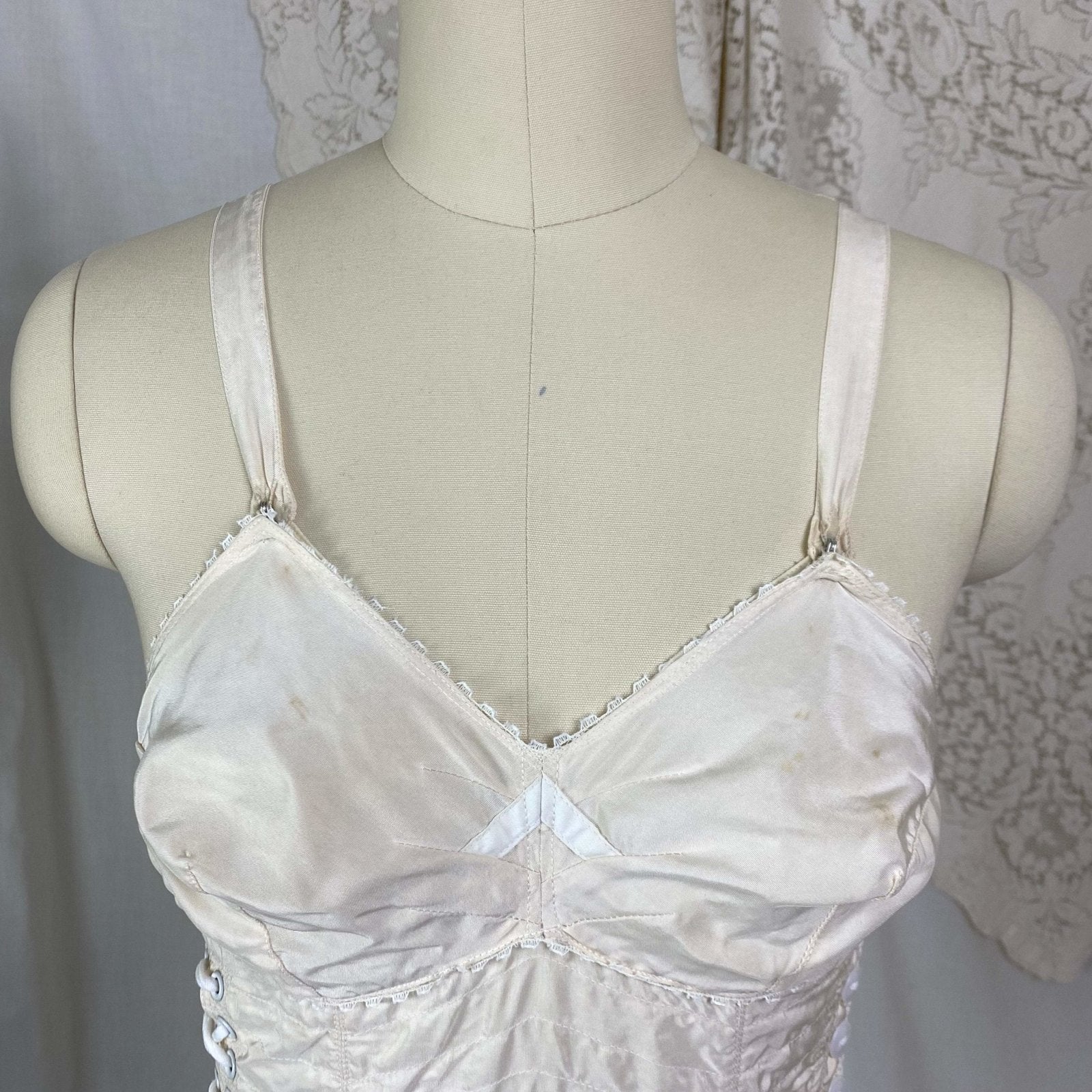 Vintage 1950's Maternity Girdle | Pale Nude Quilted Rayon Blend with Corset Lacing & Detachable Bust | Size XS - Daggers & Dames