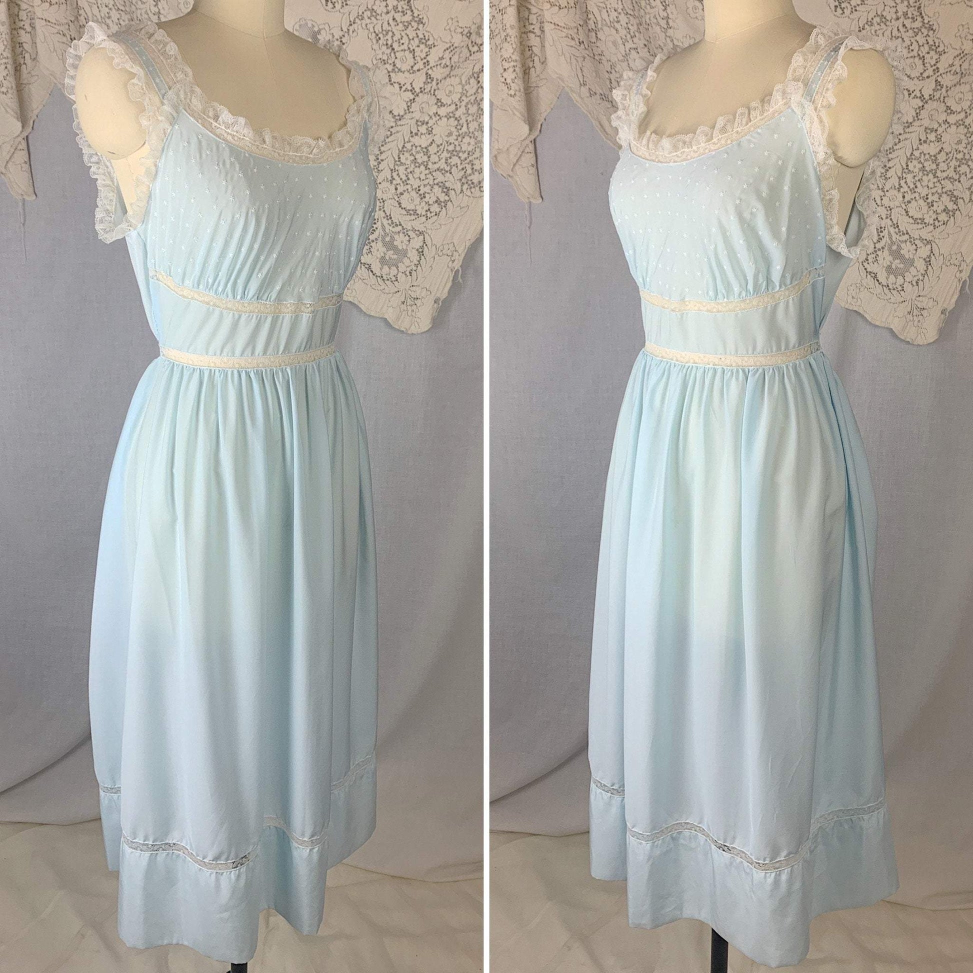 Vintage 1950's Nightgown | Sky Blue Rayon Blend with White Ruffled Lace & Star Embroidery | Size M, LG | Barbizon - Daggers & Dames