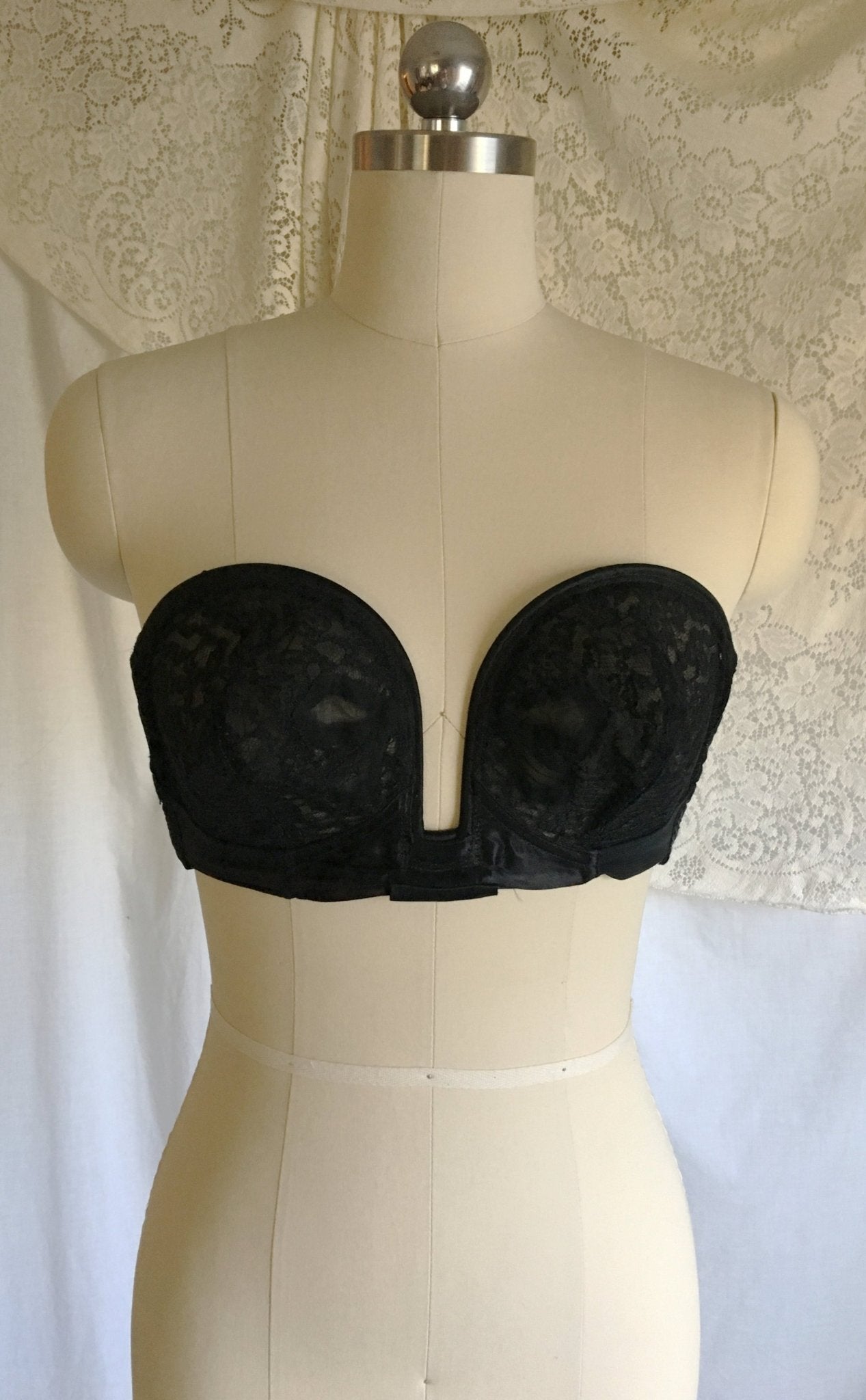 Vintage 1950's Overwire Bra | Sheer Black Nylon Lace with Satin & Bow Applique | Bali Bow Bra | Size 36 B, 36 C - Daggers & Dames