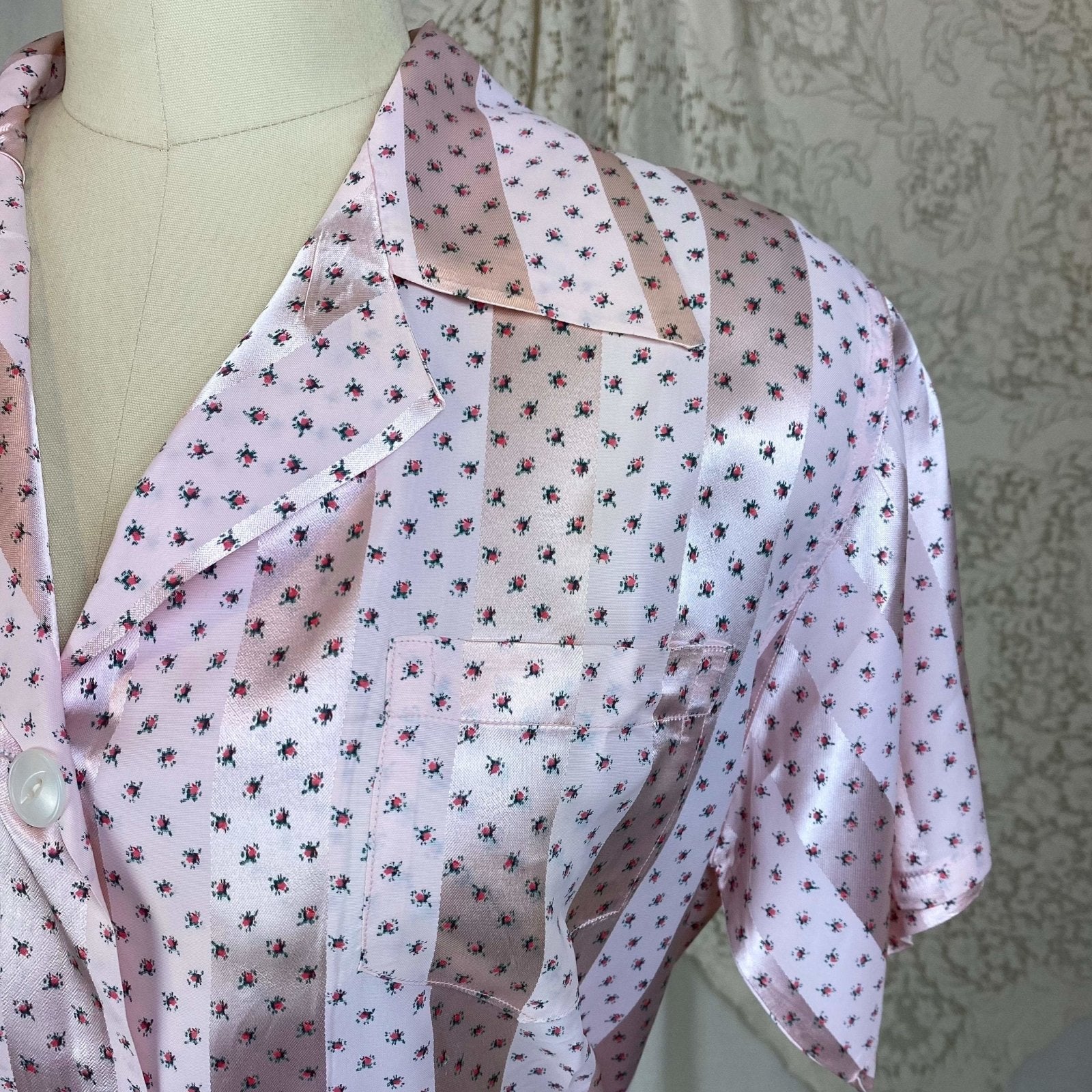 Vintage 1950's Pajama Set | Light Petal Pink Rayon Satin with Damask Stripes & Rosebud Floral Print | Size M | Elaine Skylar -Never Worn - Daggers & Dames