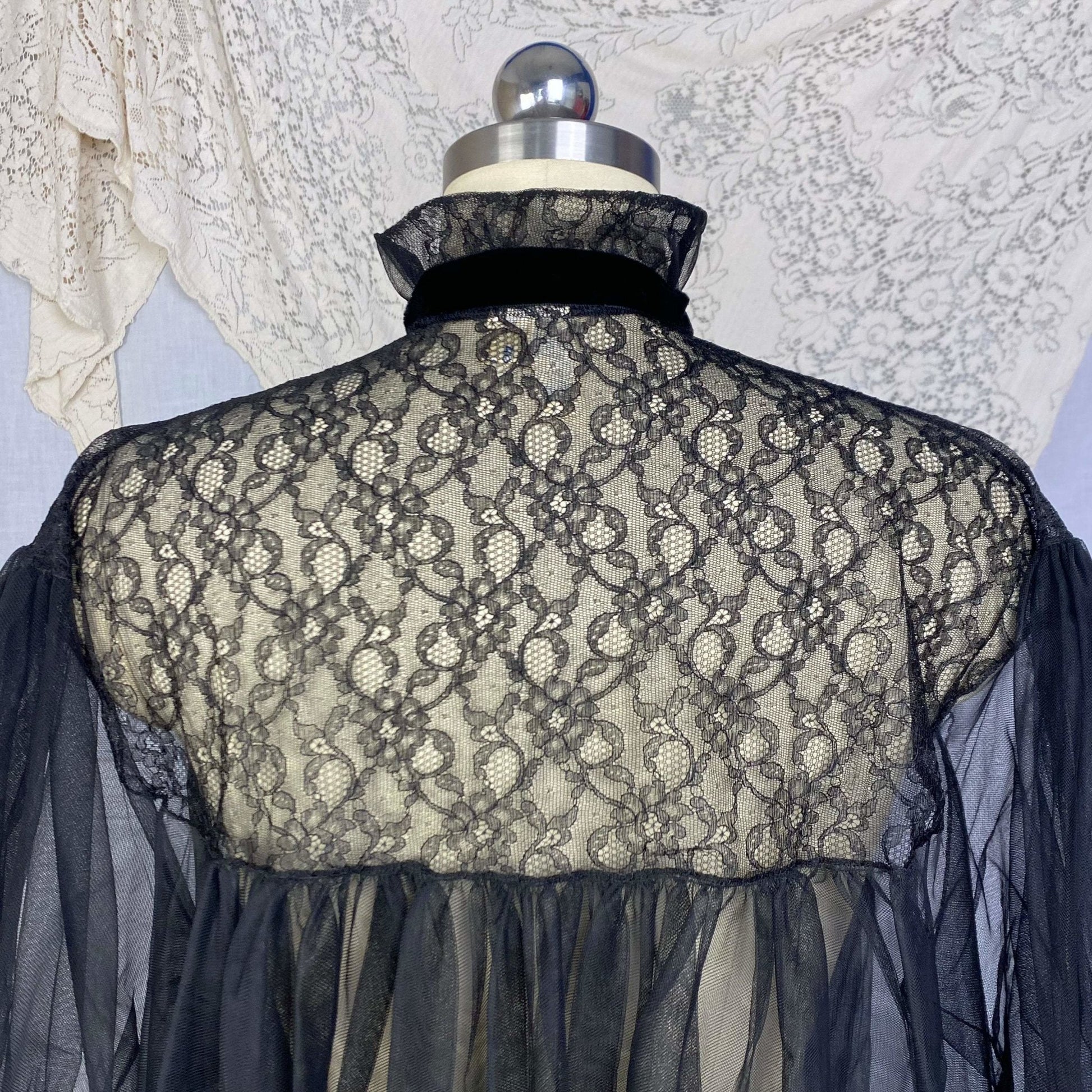 Vintage 1950's Peignoir | Black Tulle with Chantilly Lace & Puffed Sleeves | Size Free | Eye-Ful by Flaums - Daggers & Dames