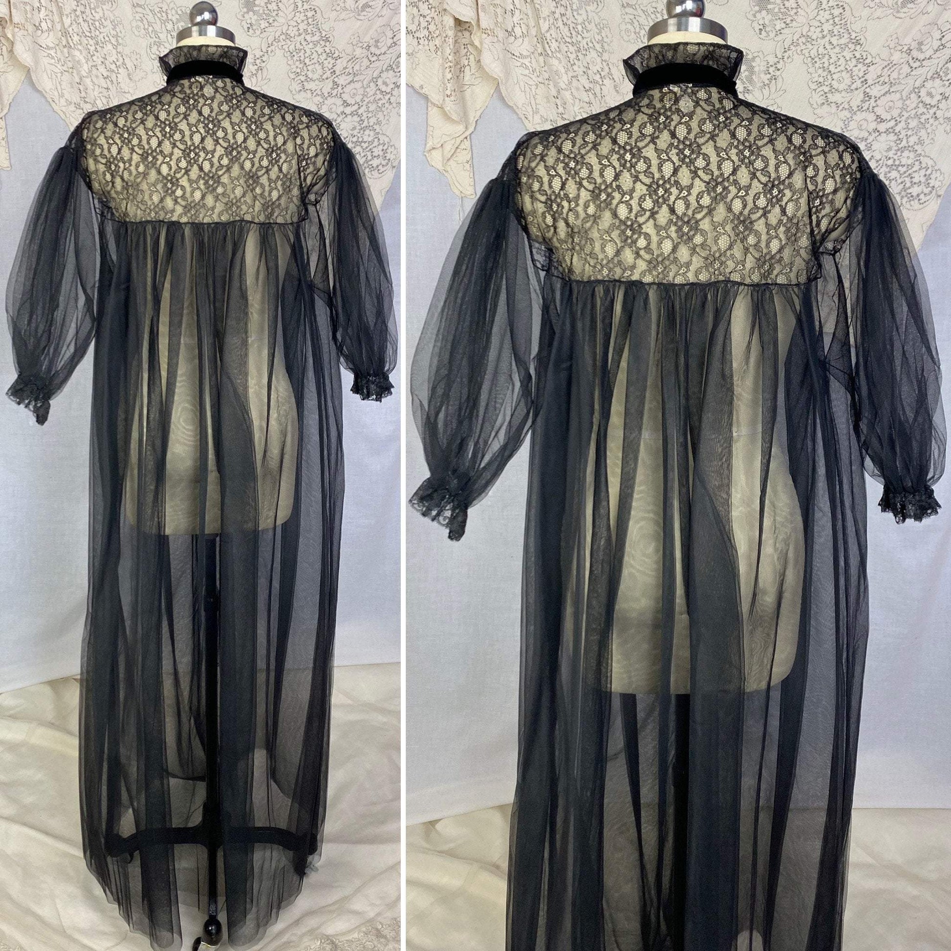 Vintage 1950's Peignoir | Black Tulle with Chantilly Lace & Puffed Sleeves | Size Free | Eye-Ful by Flaums - Daggers & Dames