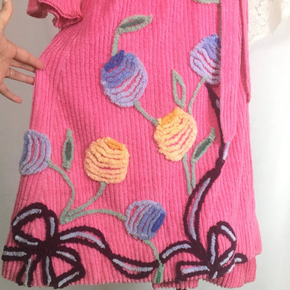 Vintage 1950's Robe | Hot Pink Chenille with Flowers & Bows | Size M, LG - Daggers & Dames