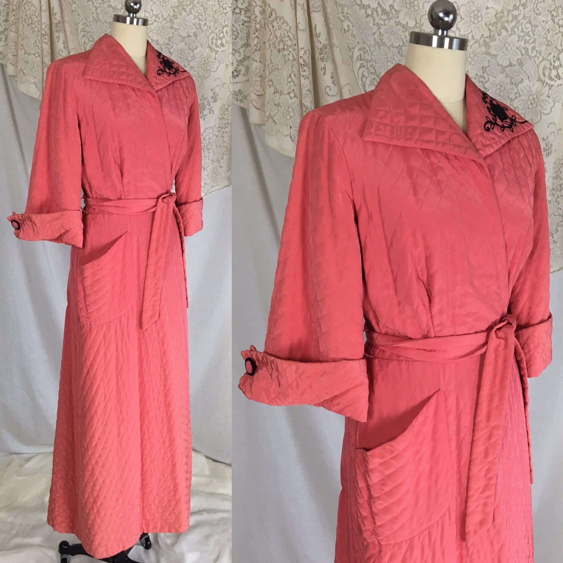 Vintage 1950's Robe | Size LG | Creamy Rose Pink Quilted Cold Rayon with Black Embroidery & Belled Sleeves - Daggers & Dames