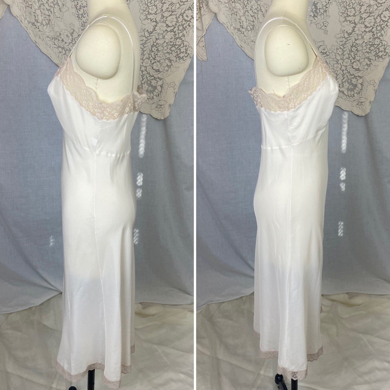 Vintage 1950's Slip | Creamy White Nylon Crepe with Nude Lace & Monogram Applique | Size S, M - Daggers & Dames