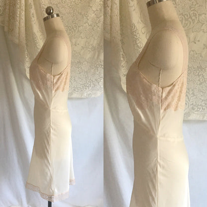 Vintage 1950's Slip | Ivory Dupont Nylon & Blush Pink Lace | New Old Stock | Lady Lynn | Slip Dress | Size SM - Daggers & Dames