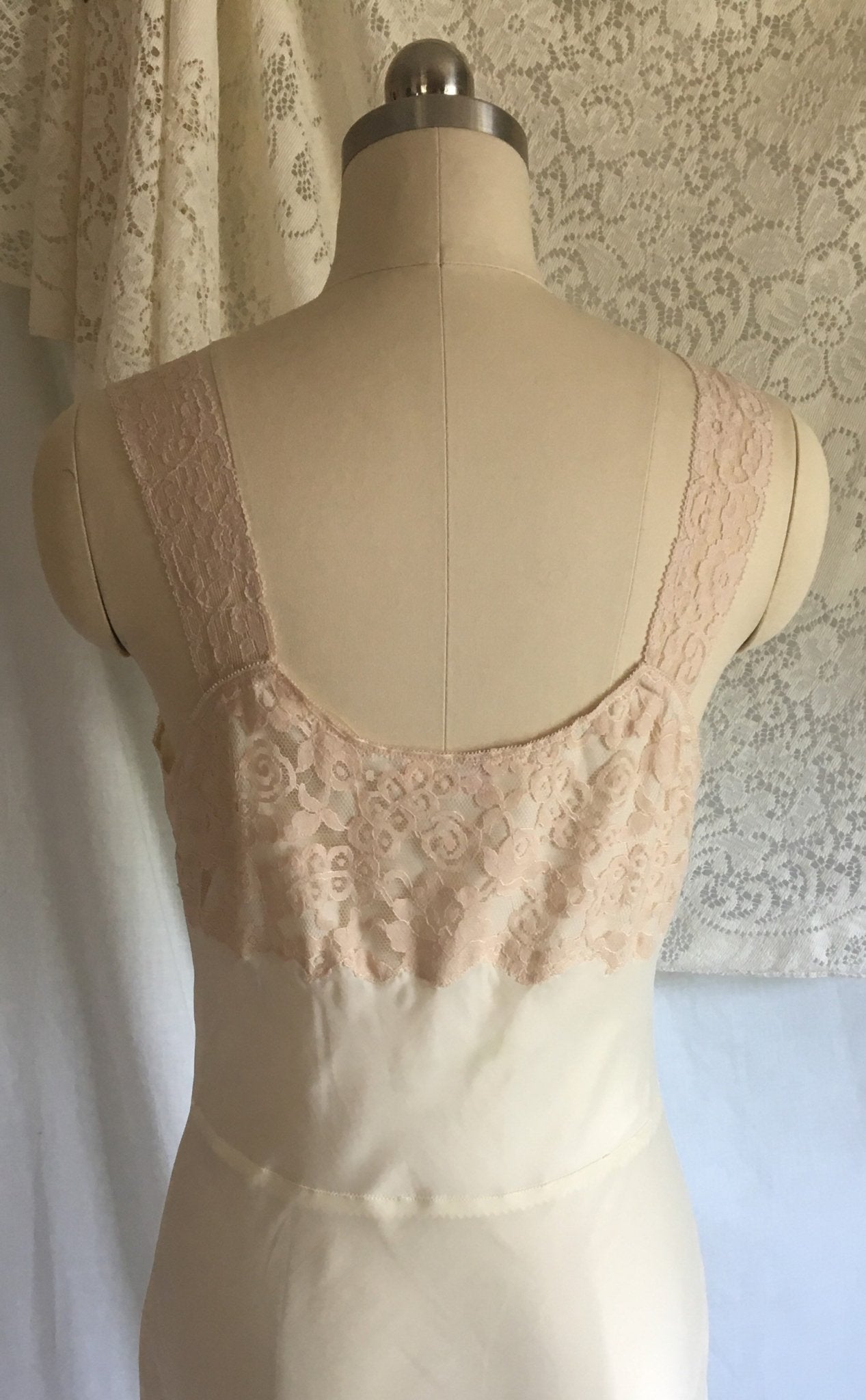 Vintage 1950's Slip | Ivory Dupont Nylon & Blush Pink Lace | New Old Stock | Lady Lynn | Slip Dress | Size SM - Daggers & Dames