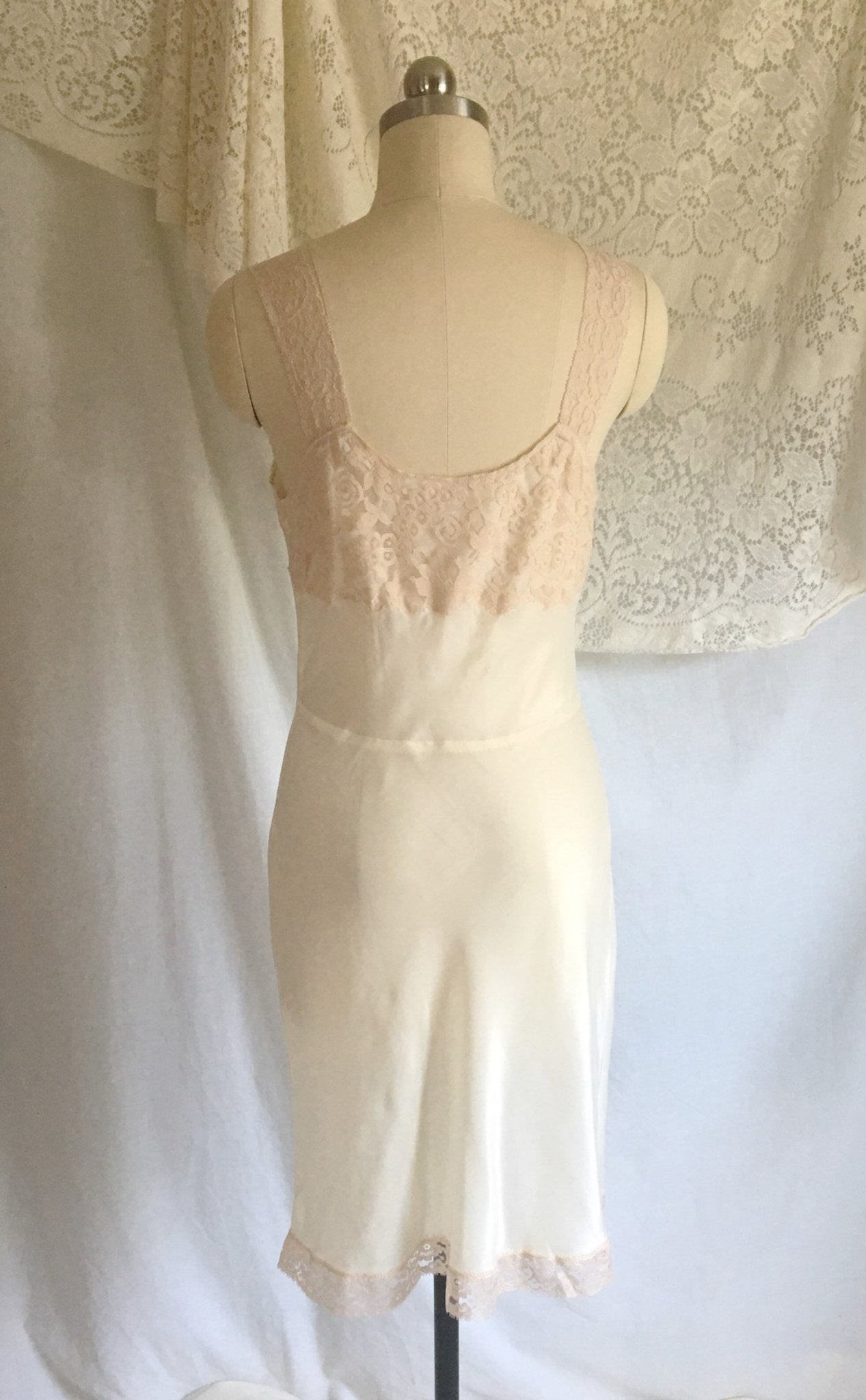Vintage 1950's Slip | Ivory Dupont Nylon & Blush Pink Lace | New Old Stock | Lady Lynn | Slip Dress | Size SM - Daggers & Dames