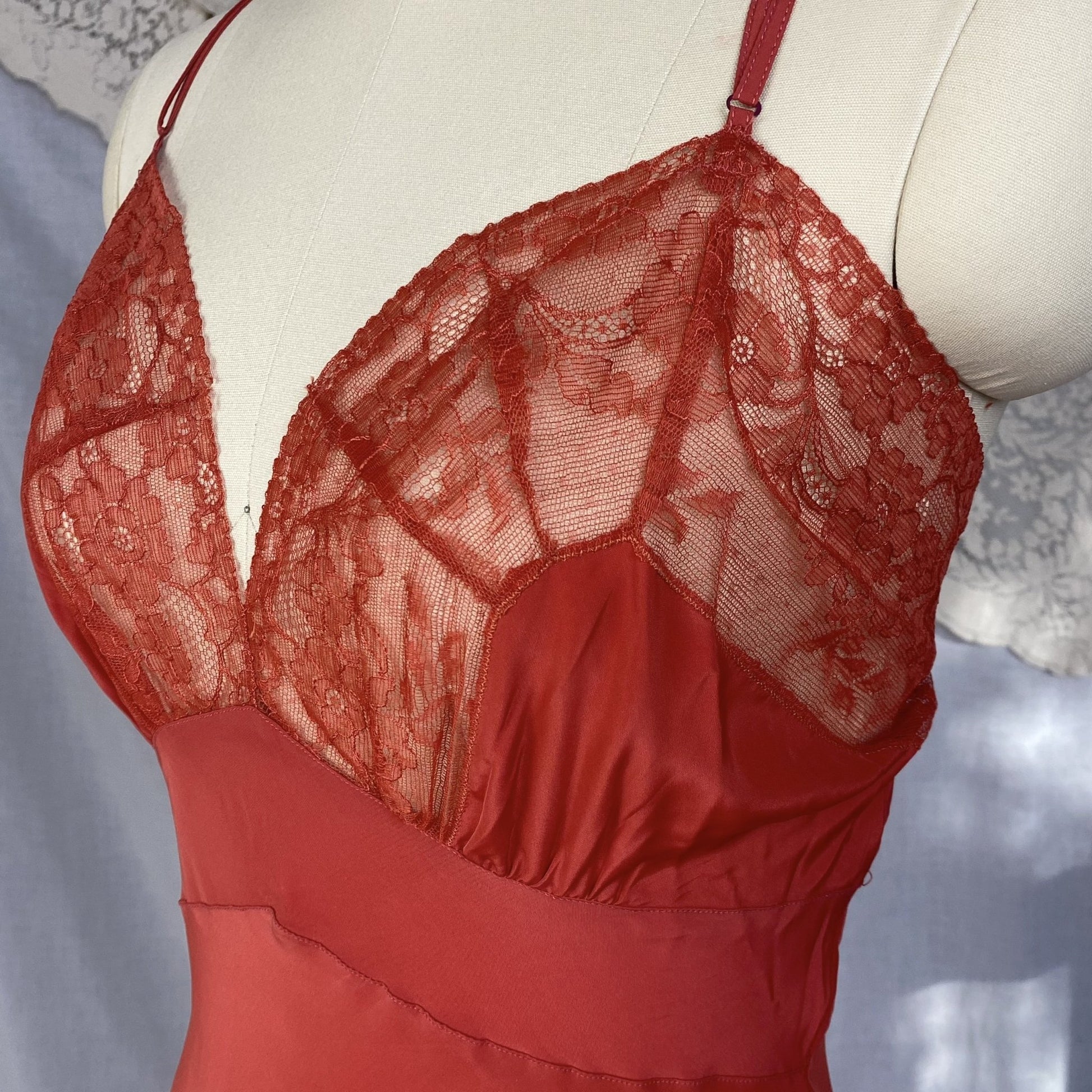 Vintage 1950's Slip | Scarlet Red Rayon with Floral Lace | Size S | Eye-Ful -Never Worn - Daggers & Dames