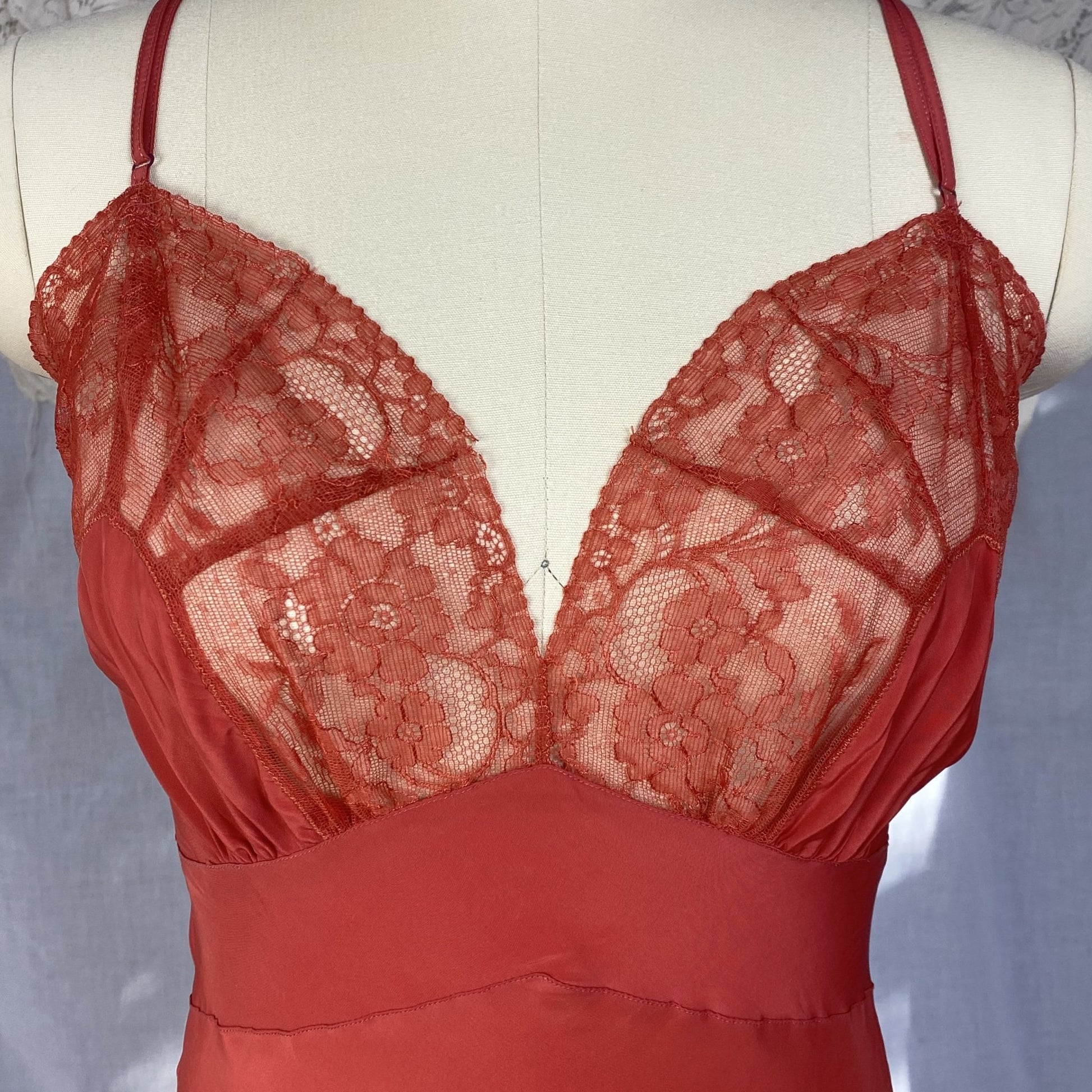 Vintage 1950's Slip | Scarlet Red Rayon with Floral Lace | Size S | Eye-Ful -Never Worn - Daggers & Dames