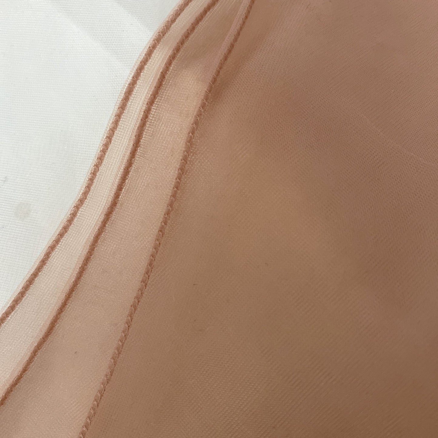Vintage 1950's Stockings | Full Fashioned Nude Nylon with Exposed Seams & Original Box | Size 10, 10.5, 11 | Cha-Mil - Daggers & Dames