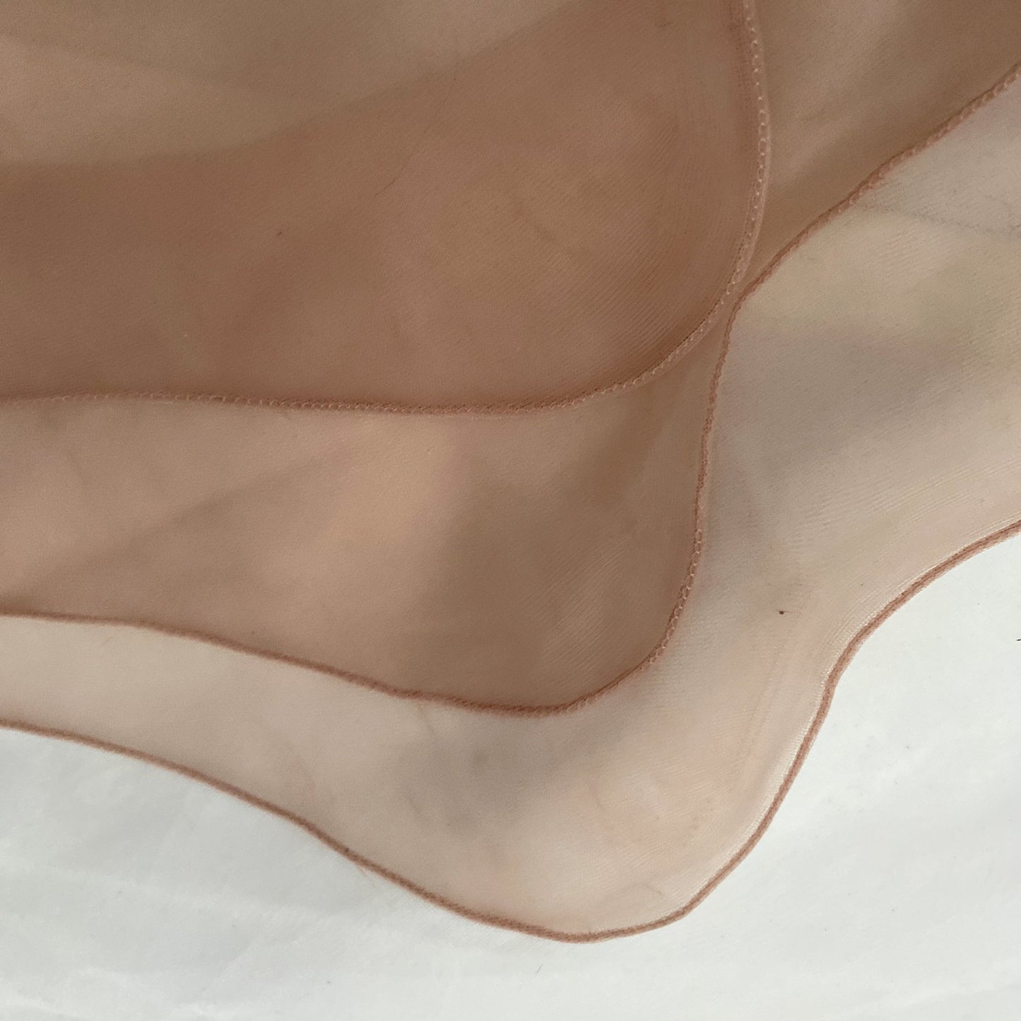 Vintage 1950's Stockings | Full Fashioned Nude Nylon with Exposed Seams & Original Box | Size 10, 10.5, 11 | Cha-Mil - Daggers & Dames