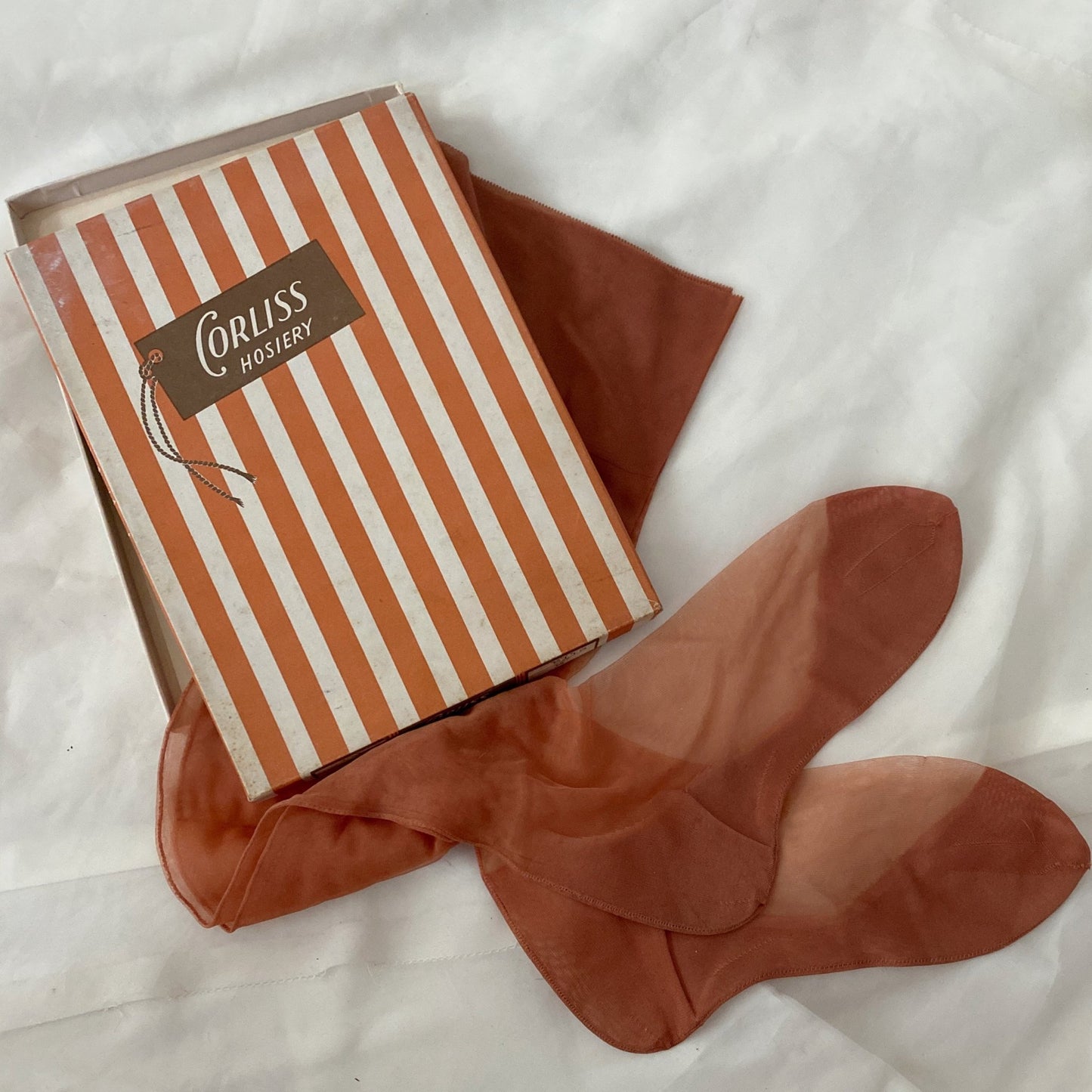 Vintage 1950's Stockings | Full Fashioned Tan Nylon with Exposed Seams & Original Box | Size 8.5, 9 | Corliss Hosiery - Daggers & Dames