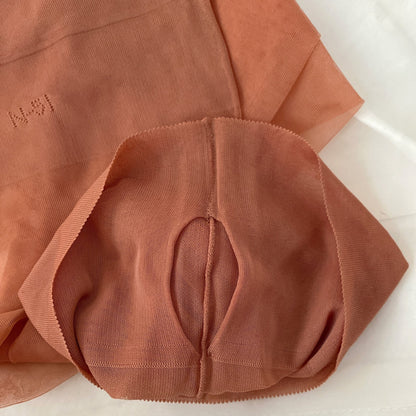 Vintage 1950's Stockings | Full Fashioned Tan Nylon with Exposed Seams & Original Box | Size 8.5, 9 | Corliss Hosiery - Daggers & Dames