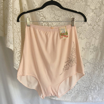 Vintage 1950's Tap Pants | Powder Pink Nylon with Black Embroidery | New Old Stock | High Waist Panties | Italian Lingerie | Size M - Daggers & Dames