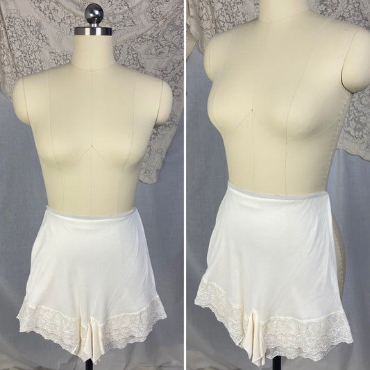 Vintage 1950's Tap Pants | White Acetate with Embroidered Chiffon | Size XS, S | Plymouth - Daggers & Dames