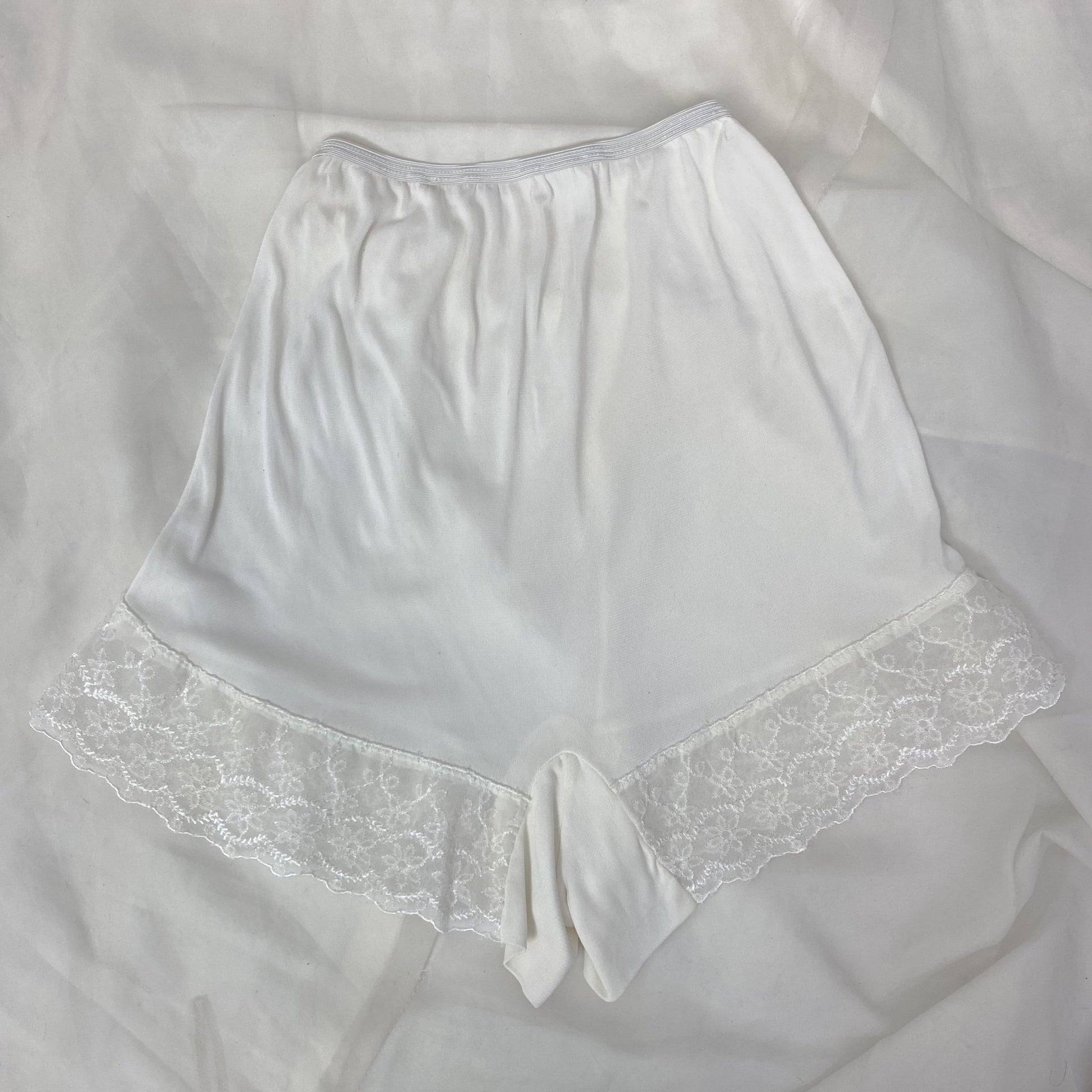 Vintage 1950's Tap Pants | White Acetate with Embroidered Chiffon | Size XS, S | Plymouth - Daggers & Dames