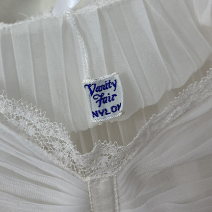Vintage 1950's Teddy | Sheer White Crystal Pleated Nylon Chiffon with Lace & Satin Ribbon Tie | Size S, M | Vanity Fair - Daggers & Dames