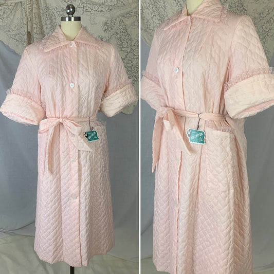 Vintage 1950's Tent Robe | Light Pink Quilted Nylon with Lace | Size Free | Cadillac - New with Tag - Daggers & Dames