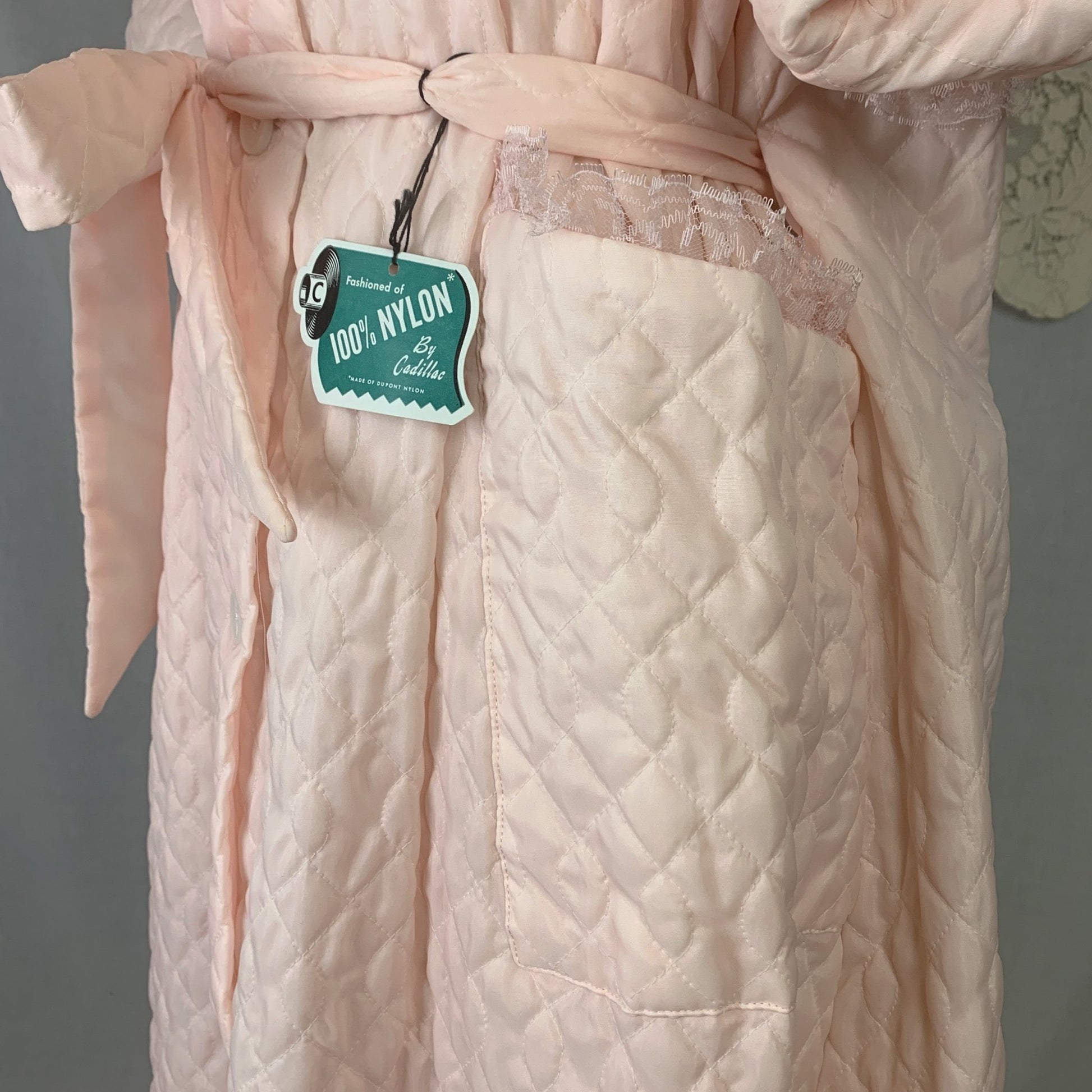 Vintage 1950's Tent Robe | Light Pink Quilted Nylon with Lace | Size Free | Cadillac - New with Tag - Daggers & Dames