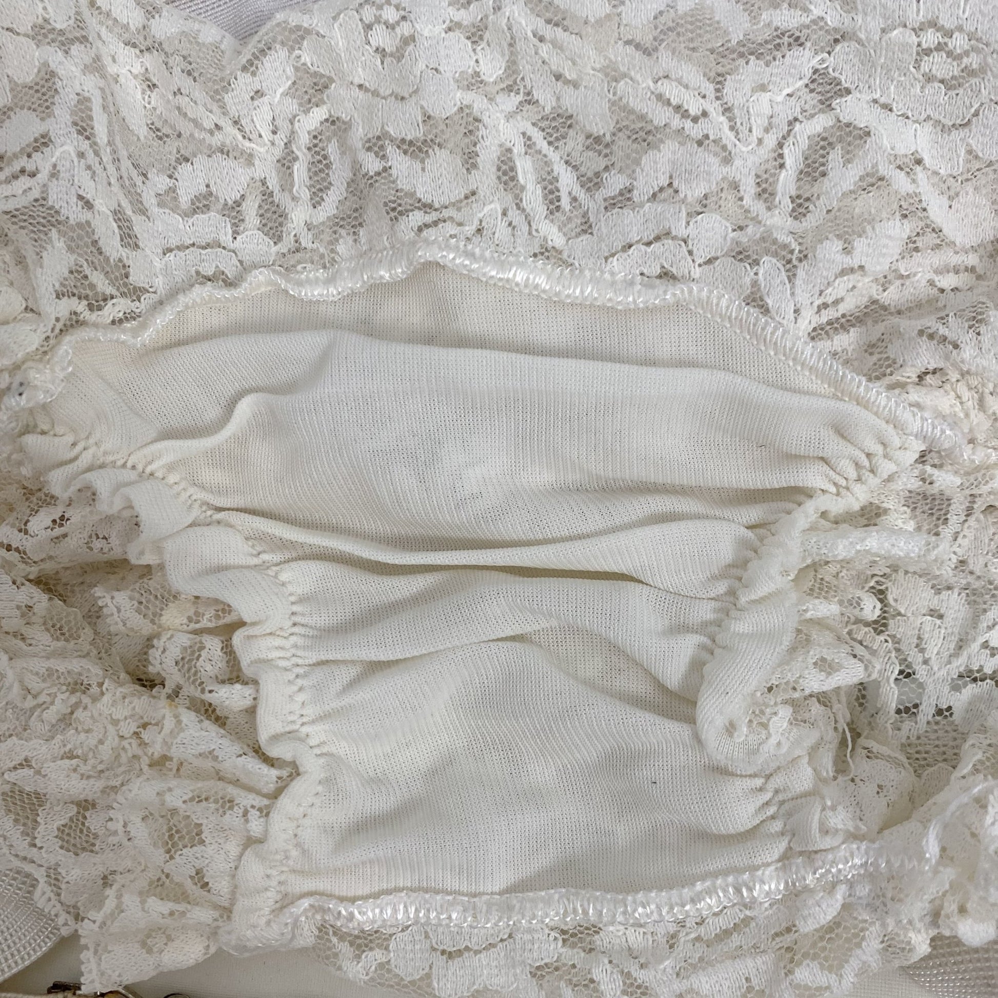 Vintage 1960's Garter Panties | White Nylon Floral Lace with Power Mesh & Detachable Garters | Size XS, S - Daggers & Dames