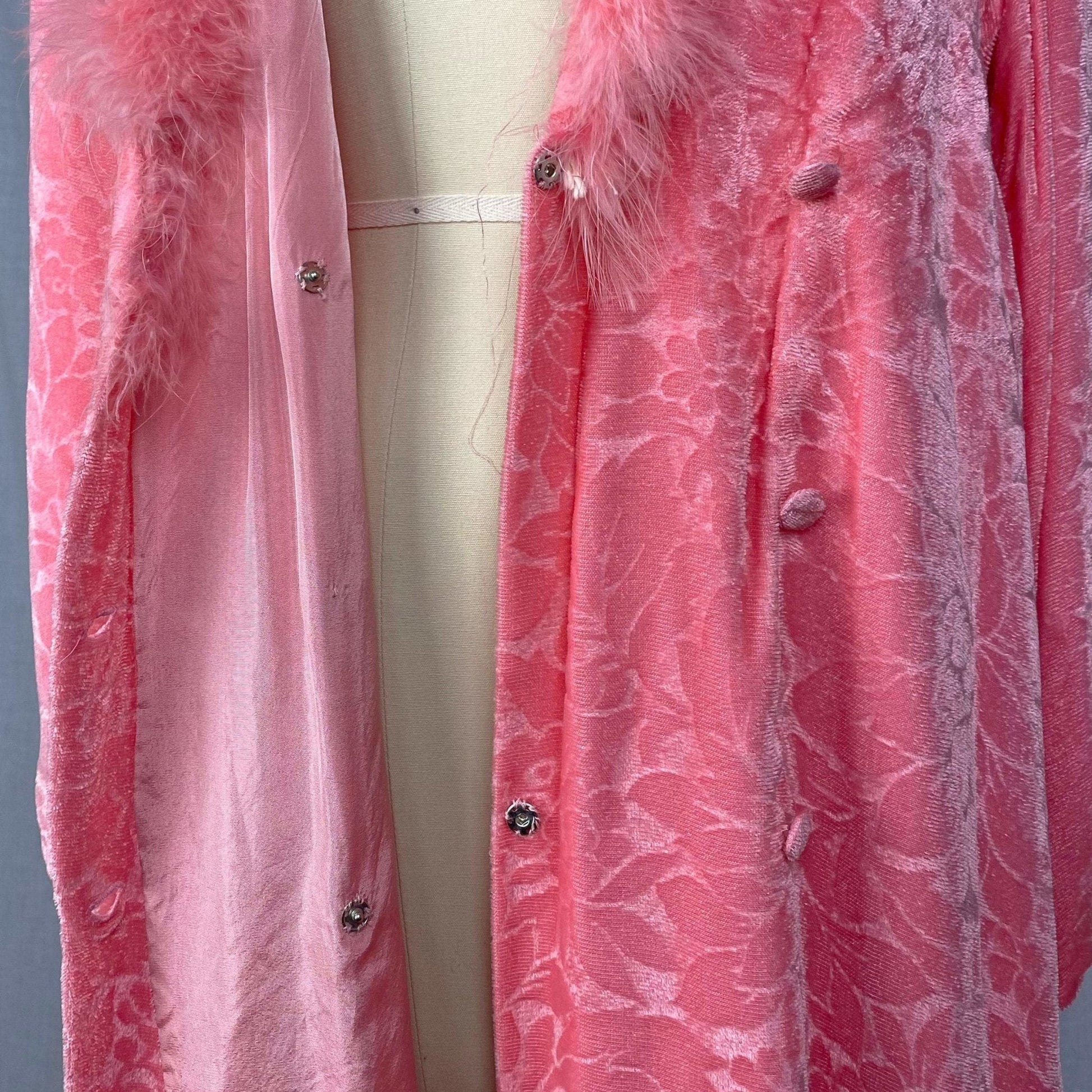 Vintage 1960's House Coat | Bright Bubblegum Pink Floral Embossed Velvet with Marabou Trim | Size M | Patrizia - Daggers & Dames