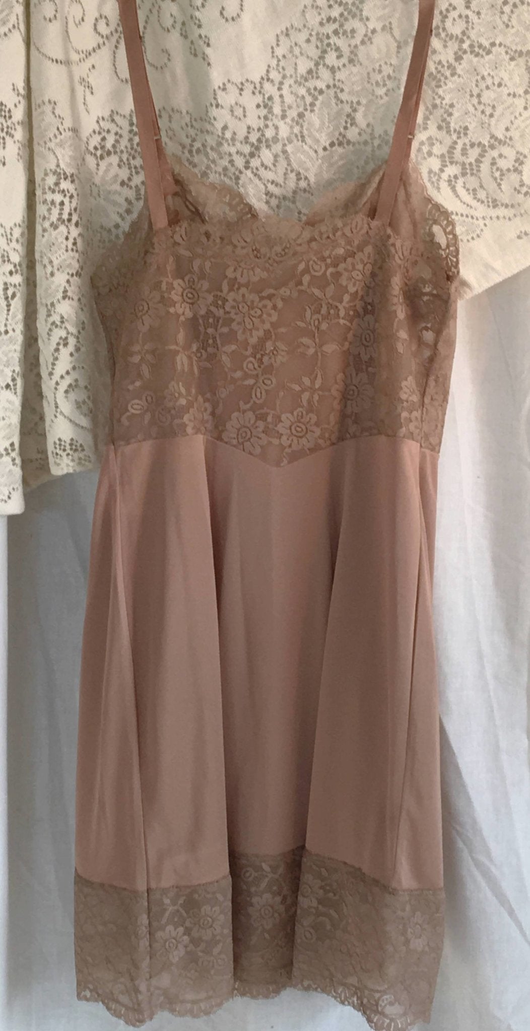 Vintage 1960's Mocha Slip by Artemis - Daggers & Dames