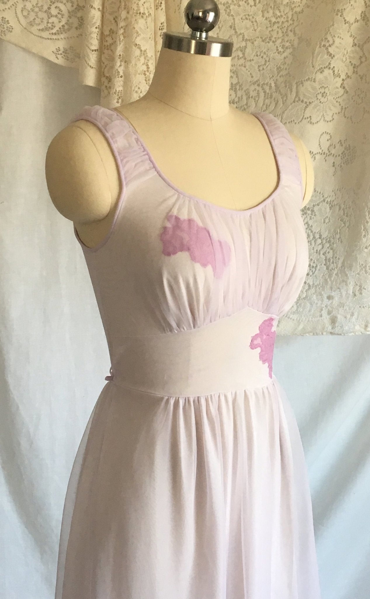 Vintage 1960's Nightgown | Lilac & Violet Purple Nylon Chiffon with Lace Appliques | Gilead | Size XS - S - Daggers & Dames