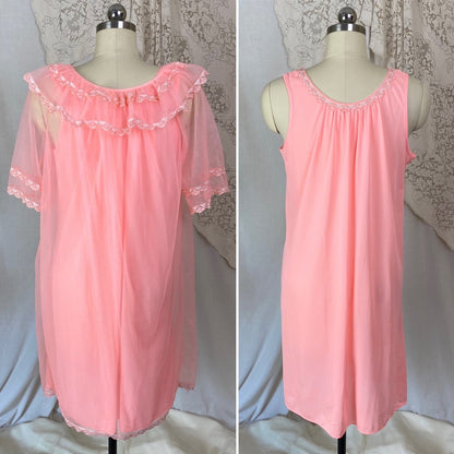 Vintage 1960's Nightgown & Peignoir Set | Bright Flamingo Pink with Lace | Size M, LG - Daggers & Dames