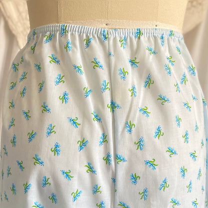 Vintage 1960's Pajama Set | Unworn Light Sky Blue Cotton with Floral Print | Size S - Daggers & Dames