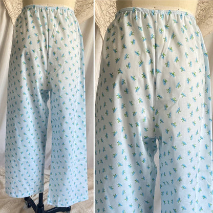 Vintage 1960's Pajama Set | Unworn Light Sky Blue Cotton with Floral Print | Size S - Daggers & Dames